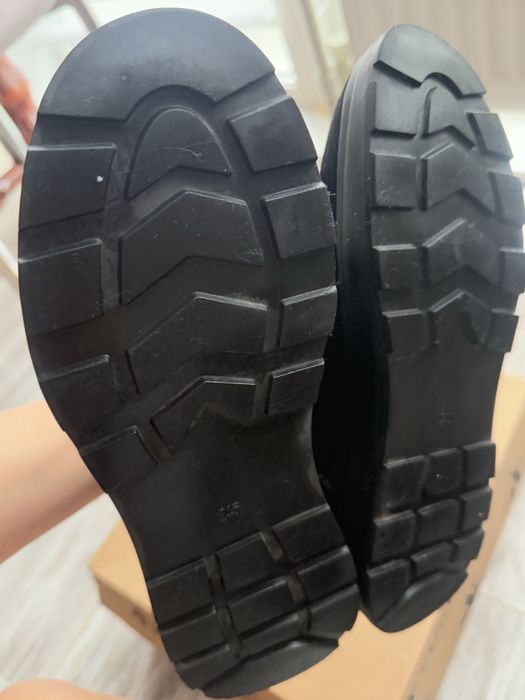 Сапожки,чоботи натуральні 37-37,5р