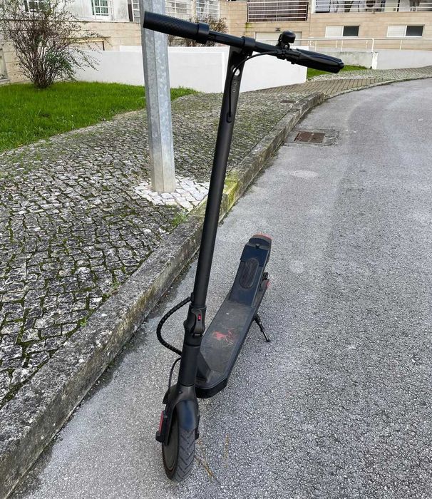 Trotinete Niubility N2 | Autonomia até 30 km | Velocidade 25 km/h