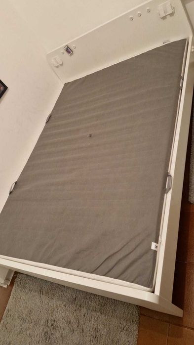Cama ikea ASKVOLL 140x200