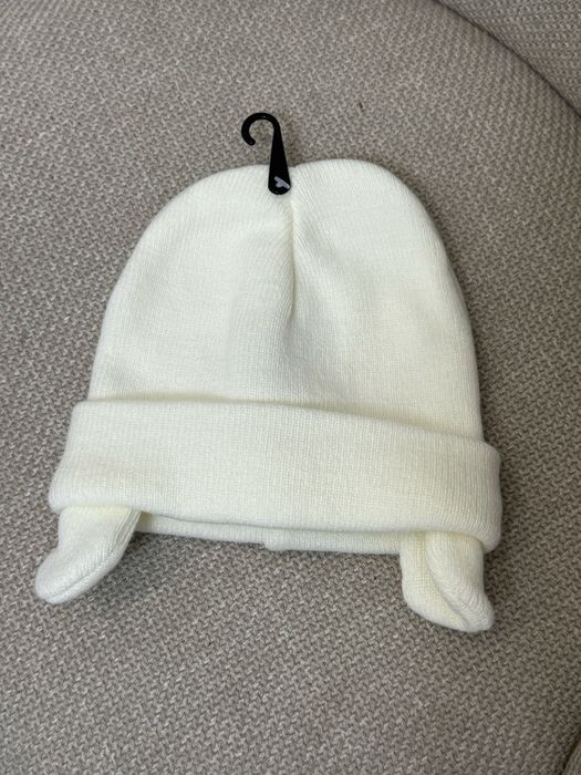 Шапка з вушками біла дитяча