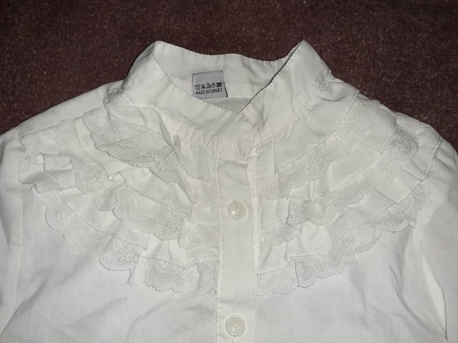 Нарядная школьная блузка на 6-7лет