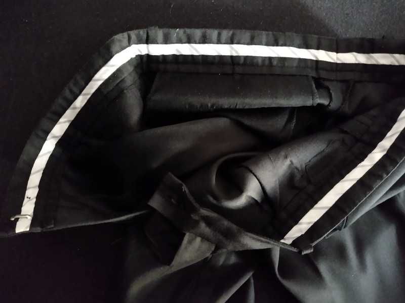 Komplet garnitur czarny + krawat za darmo