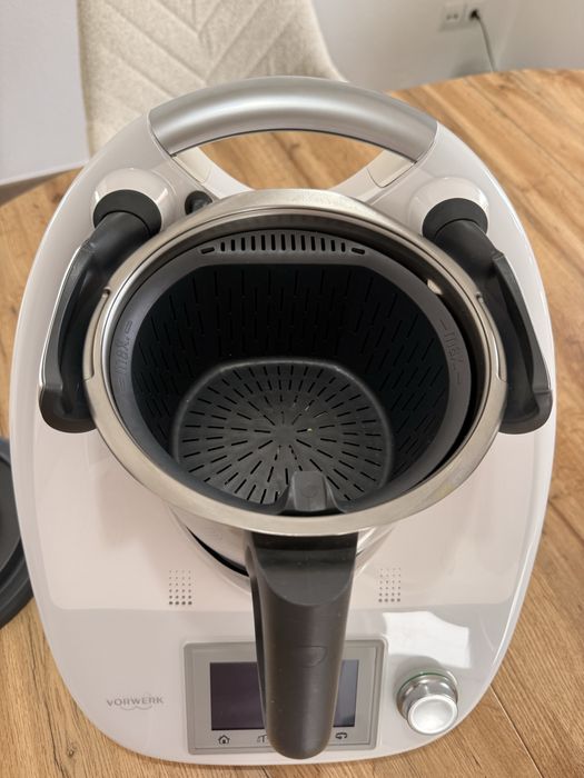 Vendo Bimby TM5 impecável com acessorios incluidos + 3 itens oferta