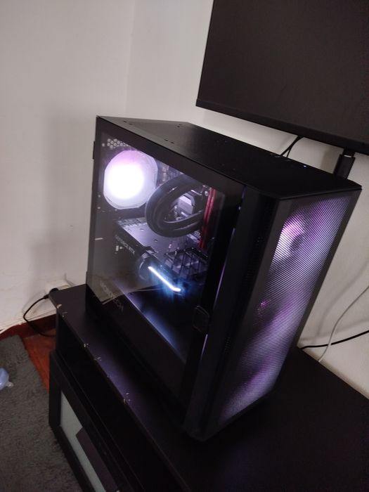 Torre GAMING RTX 4060