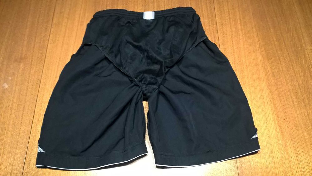 Spodenki sportowe UMBRO męskie chłopięce rozm. S