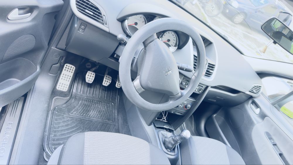 Peugeot  207 carrinha sportiva