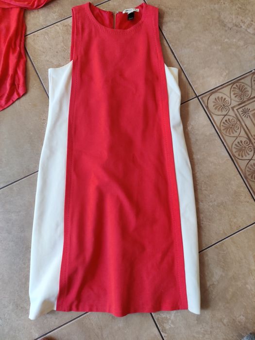 Стильні жіночі плаття ,S