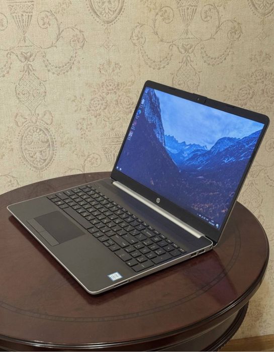 Ноутбук HP 15-dv0037 i3 8th HDD 500GB