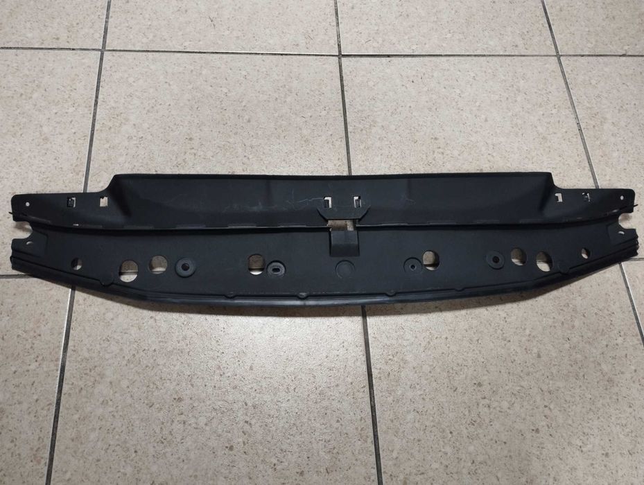 BMW 4 G22 G26 Верхня накладка верхньої панелі телевізора 51767486827