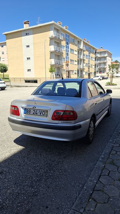 Oportunidade: Mitsubishi Carisma 177.000 km
