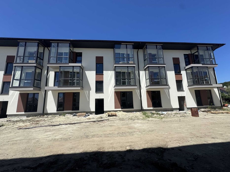 Продаж 2 кімнатна 55 мкв Львів Винники 7 секція 3 поверх