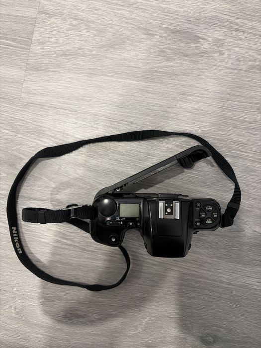 Nikon F-601 (tested and functional)64737765962371122