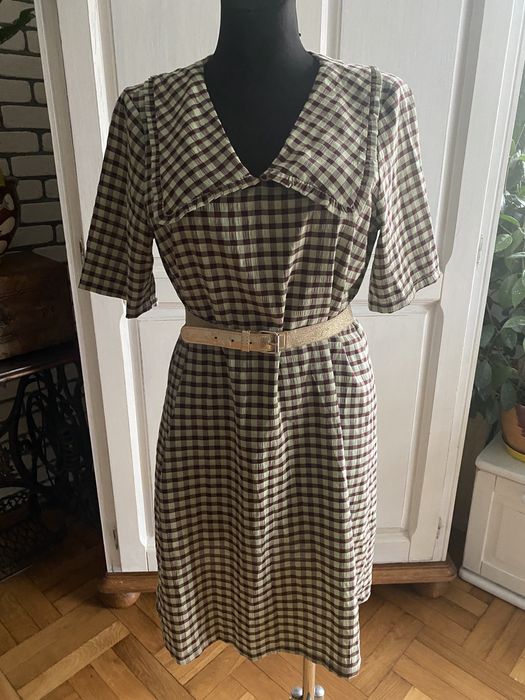 Sukienka retro Vero Moda