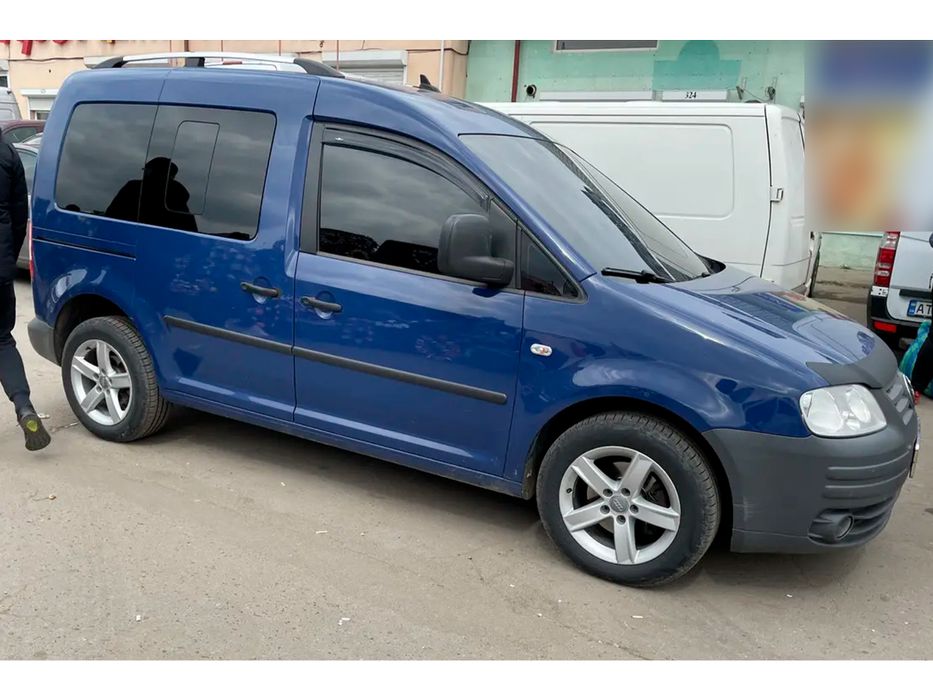 Volkswagen Caddy 2004-2010 рр. Вітровики (2 шт, HIC)