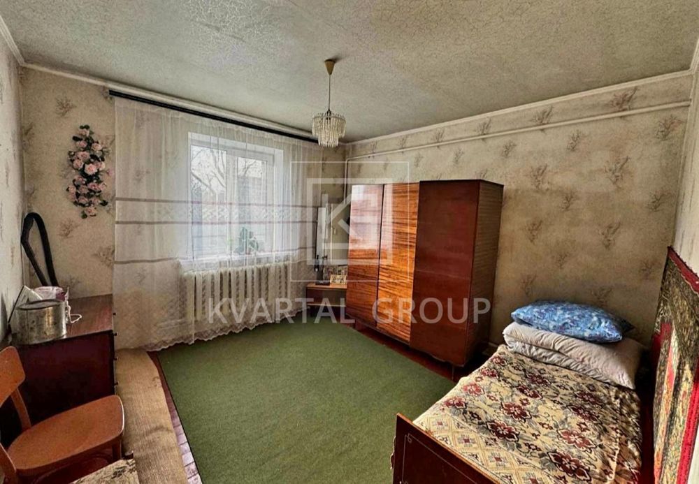 Будинок з ділянкою 12 соток