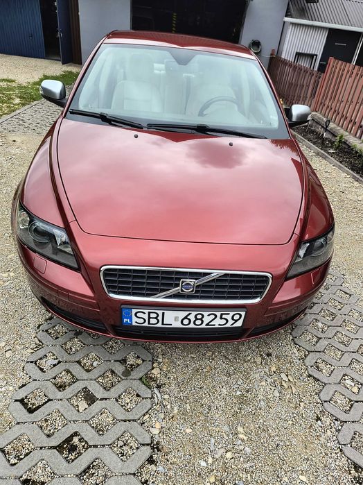 Volvo S40