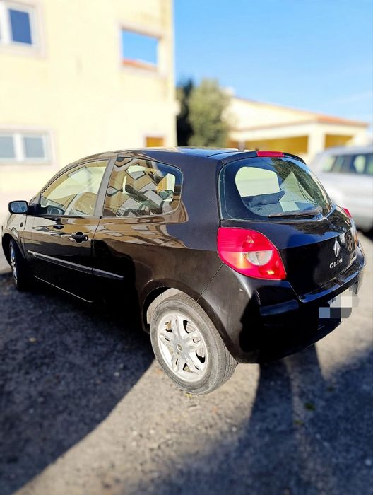 Renault Clio III 1.2 16V — 2005