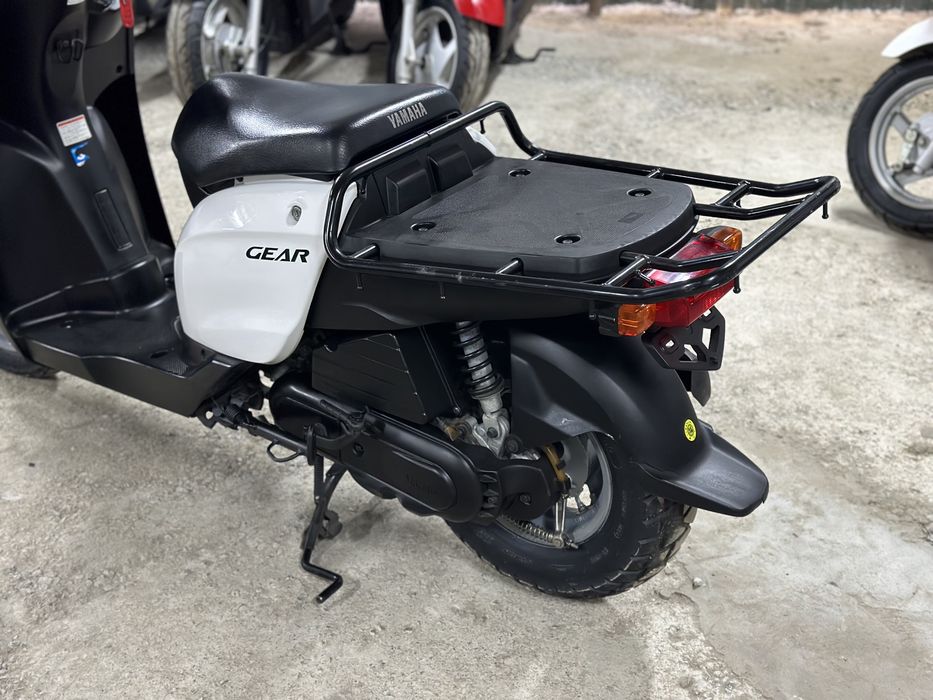 Скутер, мопед Yamaha Gear з контейнера.