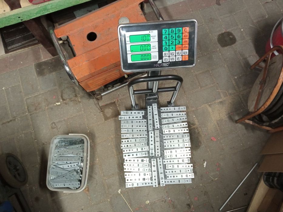 Kotwy okienne 25kg