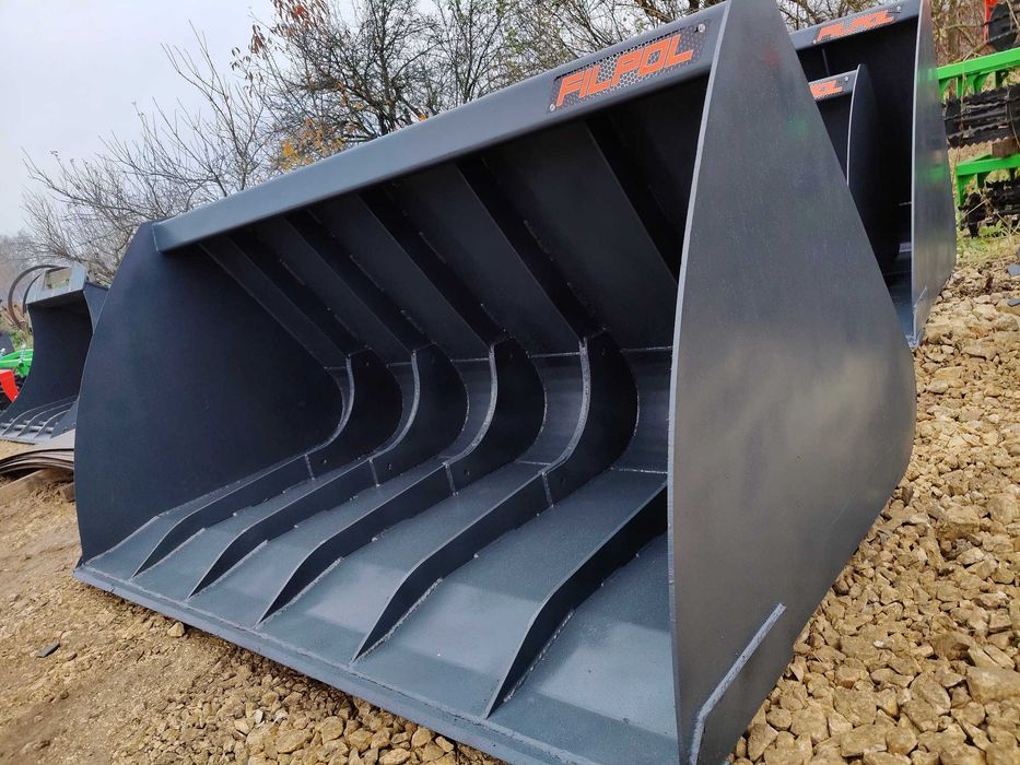 Duża łycha obiętosciowa od 1,8 do 2,5m Średnia Max Mega do ładowarek Manitou Jcb Różne