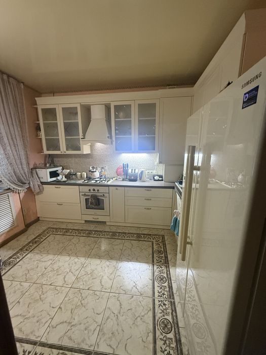 Продам  квартиру в самом центре - More