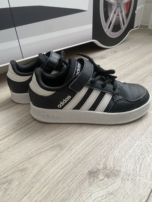 Кросівки Adidas 32р