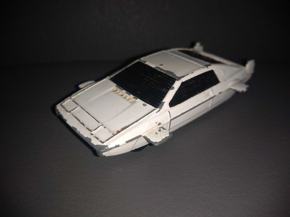 Samochodzik Corgi Juniors Bond 007 Lotus Esprit