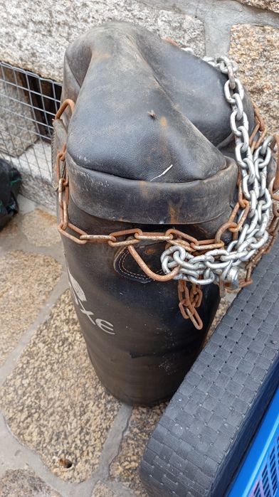Vendo Saco de boxe