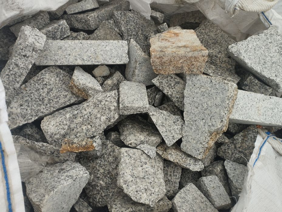 Grys Biała Marianna Kora  Łupek Grys Gnejs