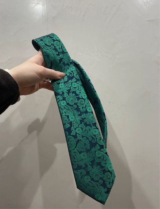 Garnitur w kolorze butelki