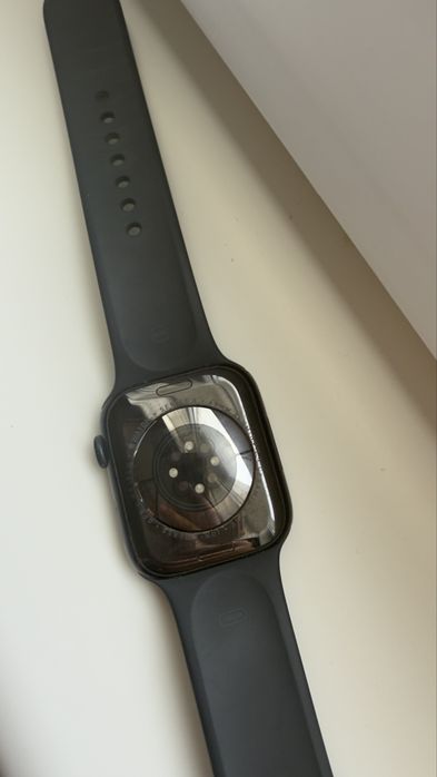 Продам Apple Watch Series 8, 45 мм