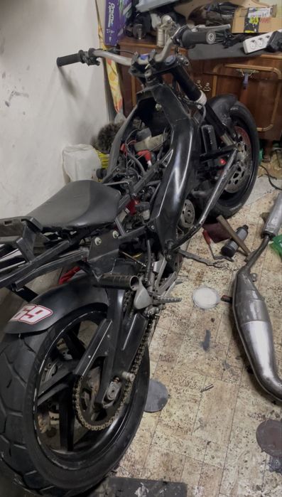 Aprilia rs125 априлия рс125