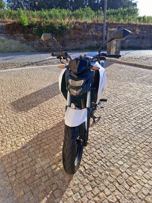 Sym Nhx125 de 2020  revisionada   com 20.000km