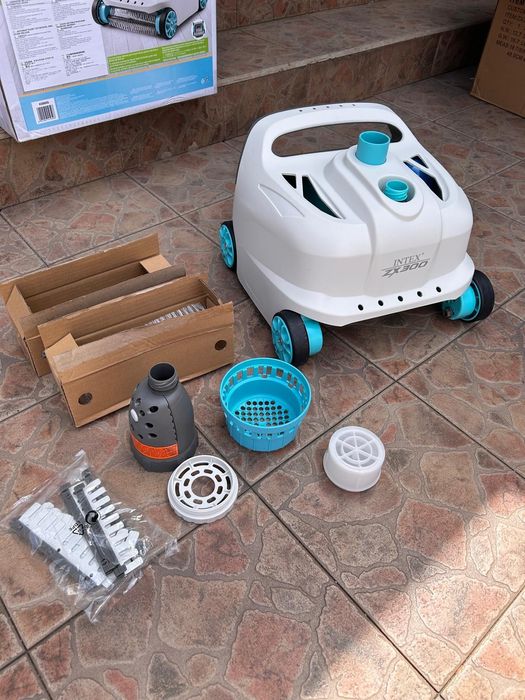 Aspirador de Piscina - INTEX ZX300
ZX300 - Limpador de piso e parede