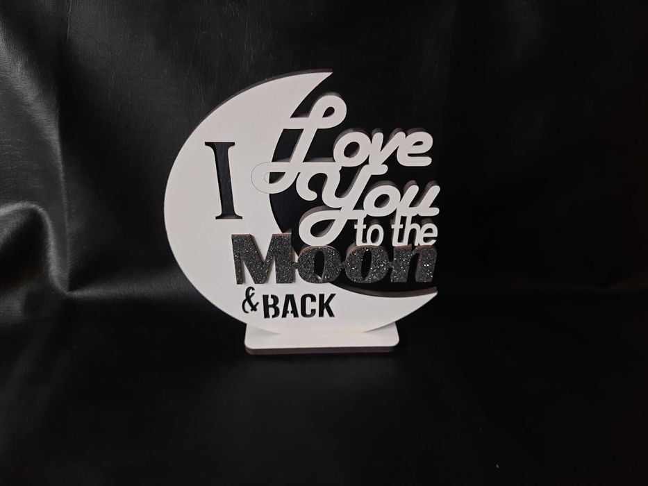 Статуетка "до місяця і назад" з чорним блиском