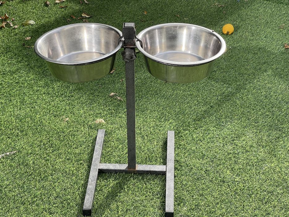 Comedouro duplo com suporte para Cão 2,8l