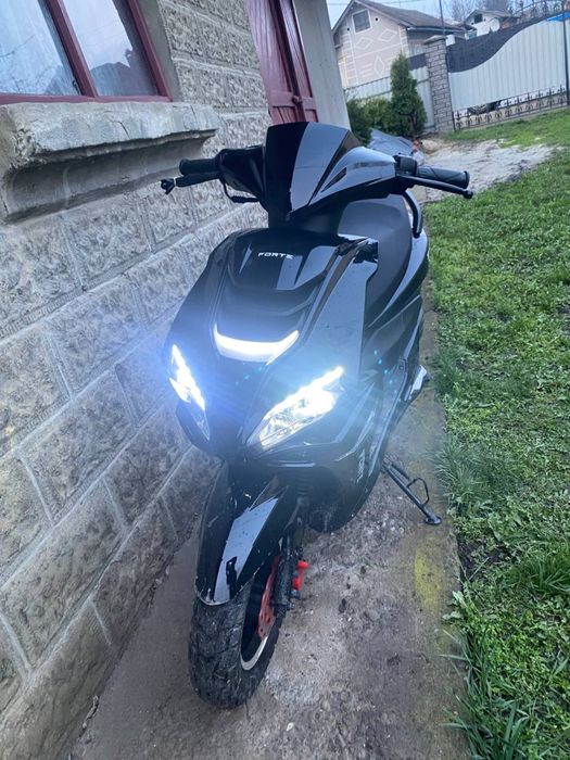 Скутер Forte canoe 150