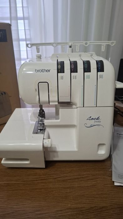 Оверлок Brother 210D Lock