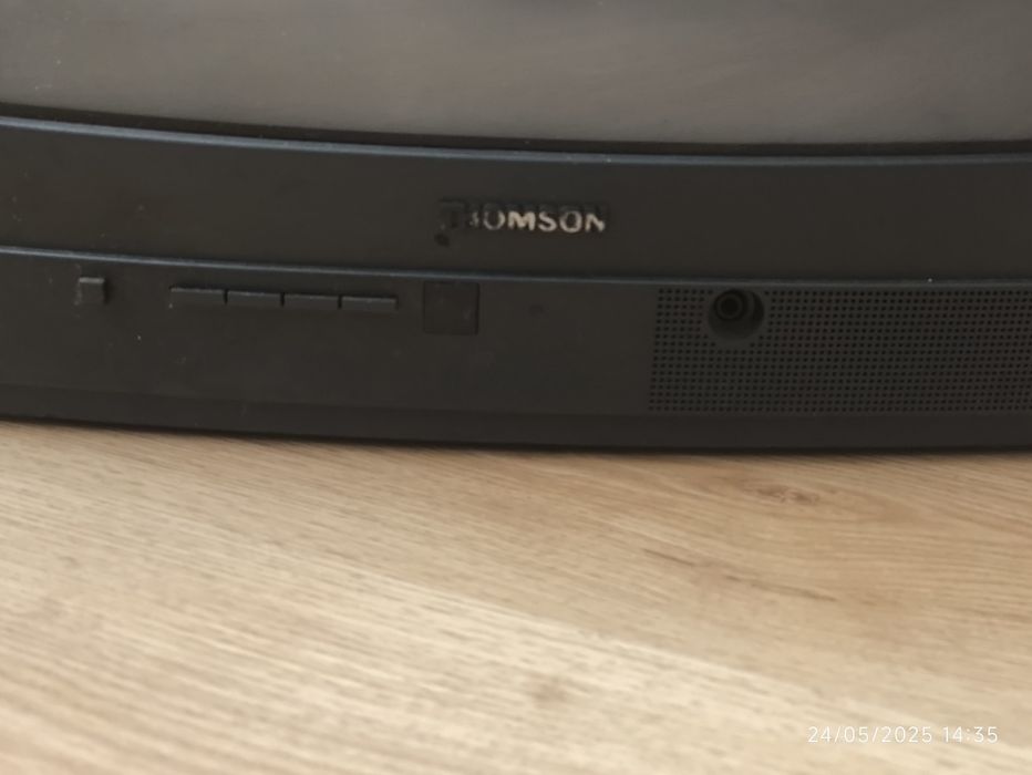 Tv Thomson 37cm como Nova.