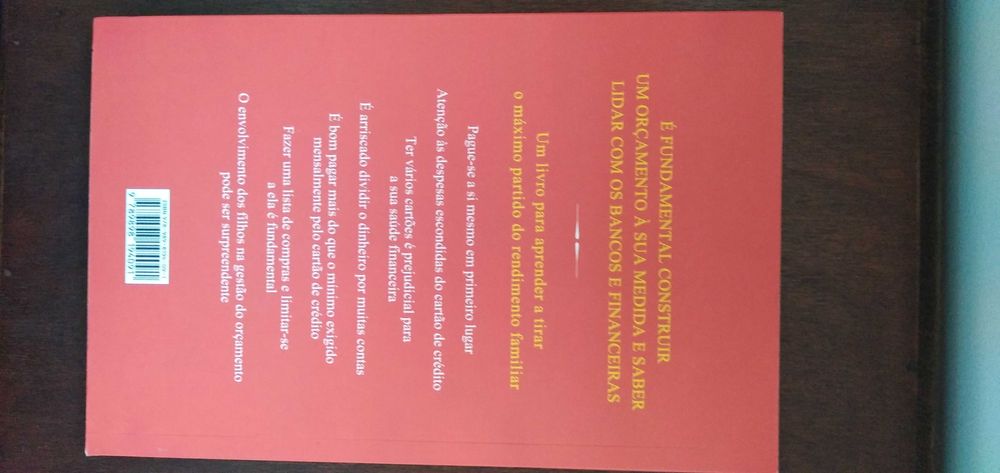 A Economia lá de Casa - João Martins