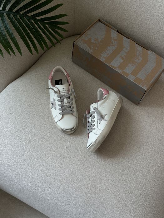 Жіночі крсоівки Golden Goose SuperStar with Gray Suede Star and Pink голден гус шкіряні