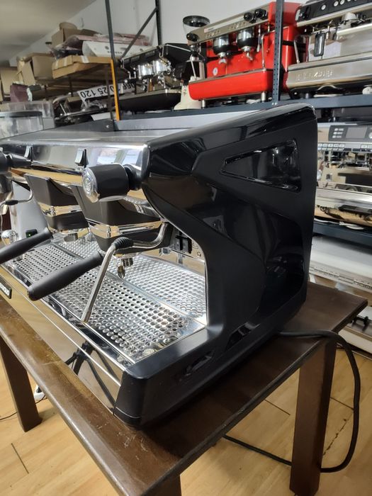 Професійна кавомашина rancilio class 5