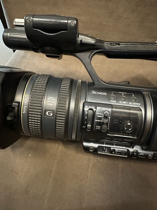 Відкокамера Sony dcr-vx2200e