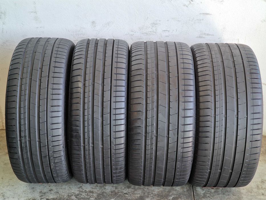 Conjunto 4 Pneus 275/35R22 315/30R22 PIRELLI Semi Novos