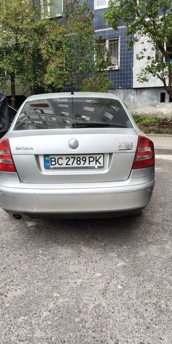 Продається автомобіль.