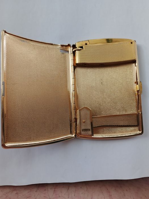 Продам вінтажну запальничку