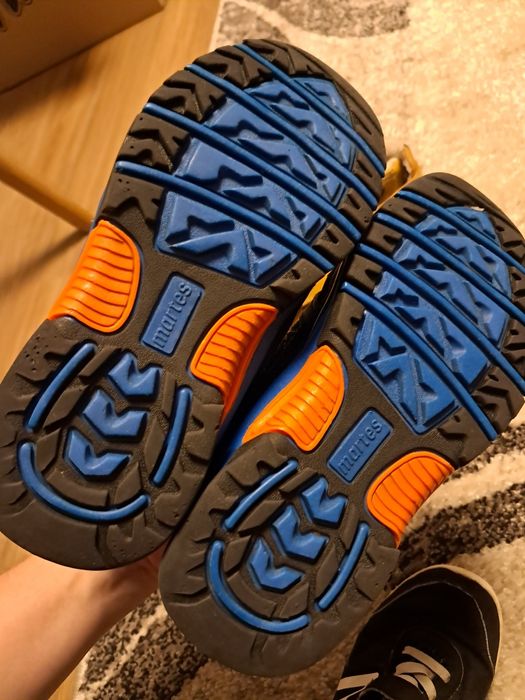 Martes 30 buty zimowe dla chłopca plus gratis adidasy i trekingowe. St