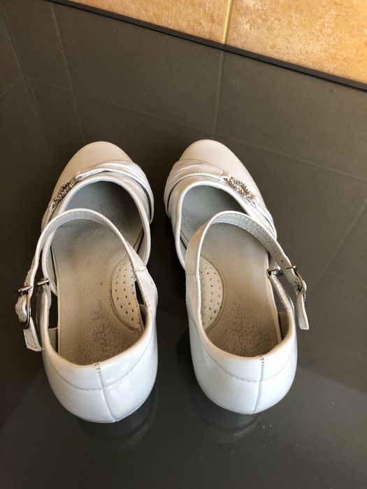 Buty dla dziewczynki r. 34 Komunia Ślub Bal Druhny Białe