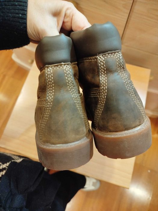 Botas castanhas da Timberland de homem