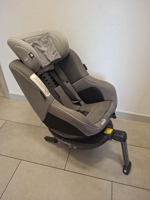 Fotelik samochodowy Joie Spin 360 (0–18 kg)